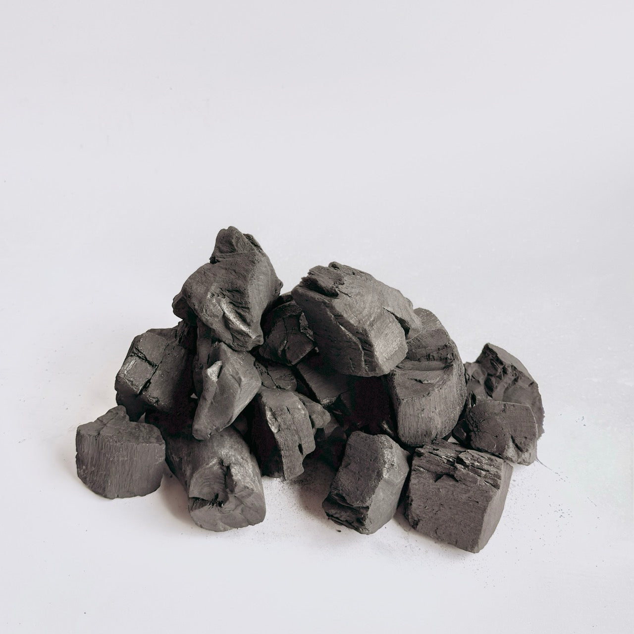 Azkanar Hardwood BBQ/Grill Charcoal - 10 KG - Medium to Small Pieces